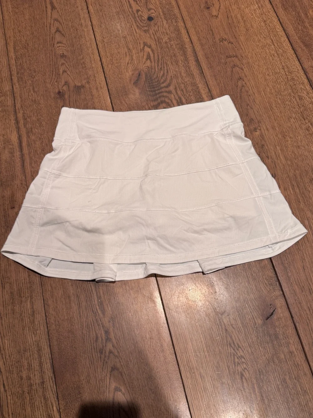 White Lululemon tennis skirt - Mini Skirt with Built-In Shorts
